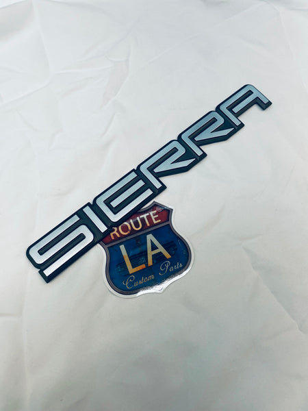 "SIERRA" TAILGATE EMBLEM