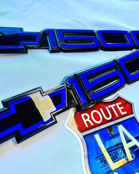 Chevrolet 1500 Custom blue door emblem with buckles